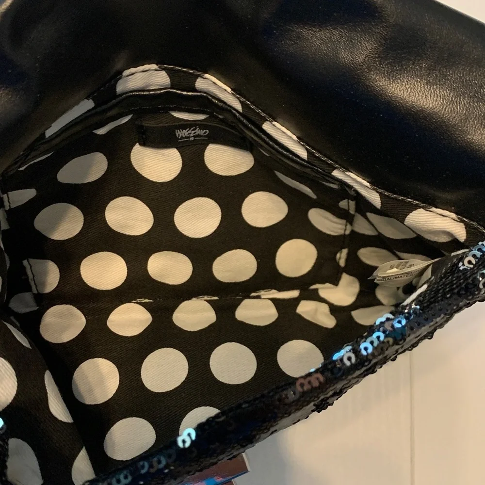 Mossimo Clutch
